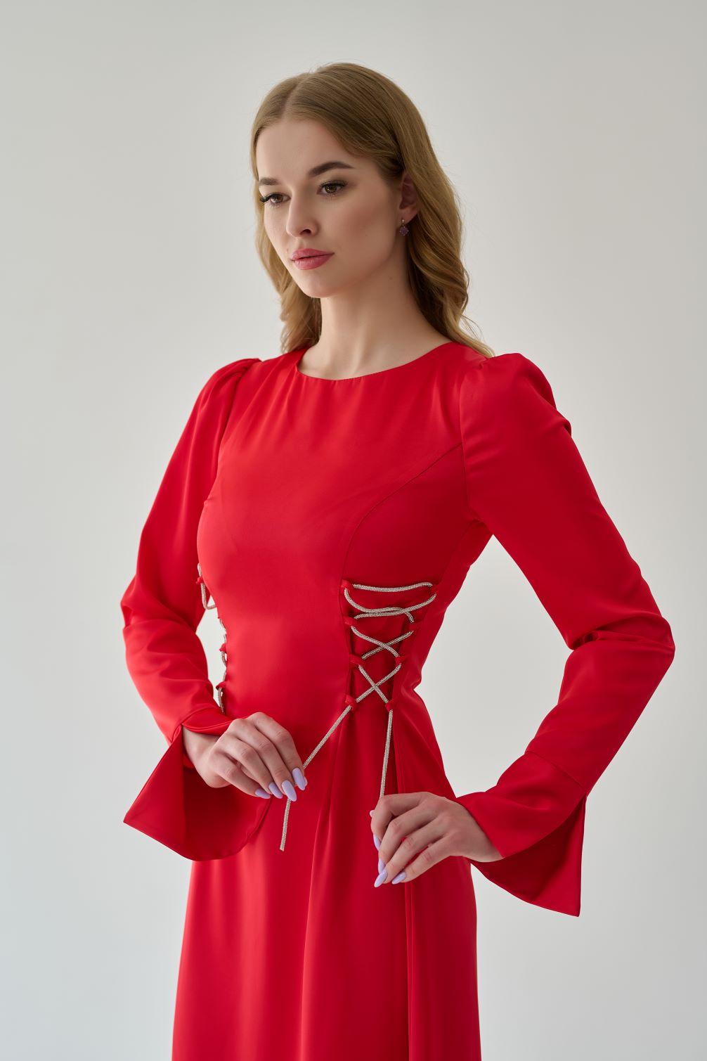 Платье Шери из атласа